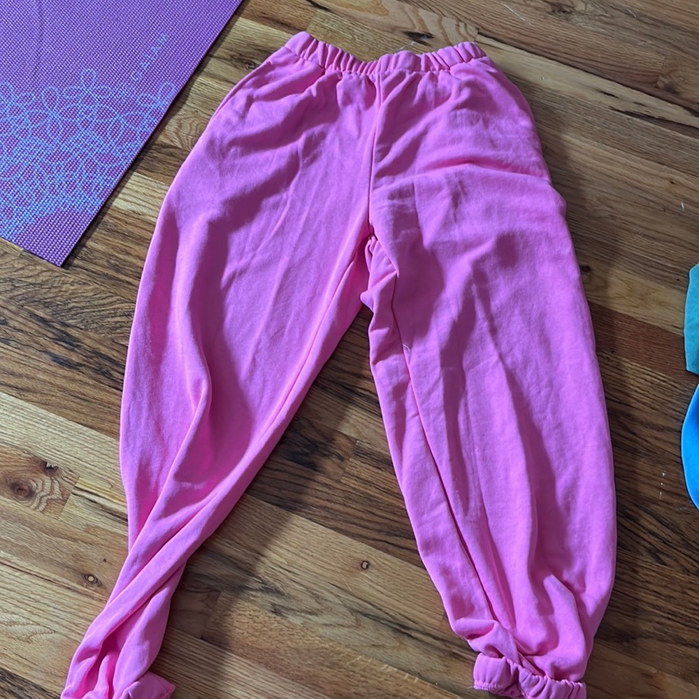 Adika hot pink sweatpants size small never worn